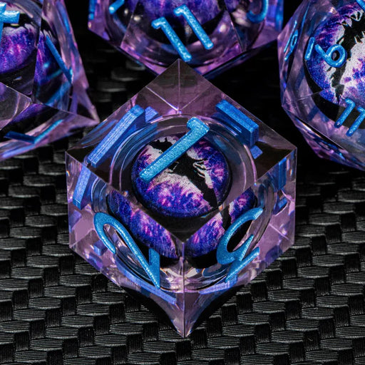Seriously Good Dice: Dragon's Eye 7 Die "Alabaster Dragon" Dice & Gaming Accessories Taps Imports